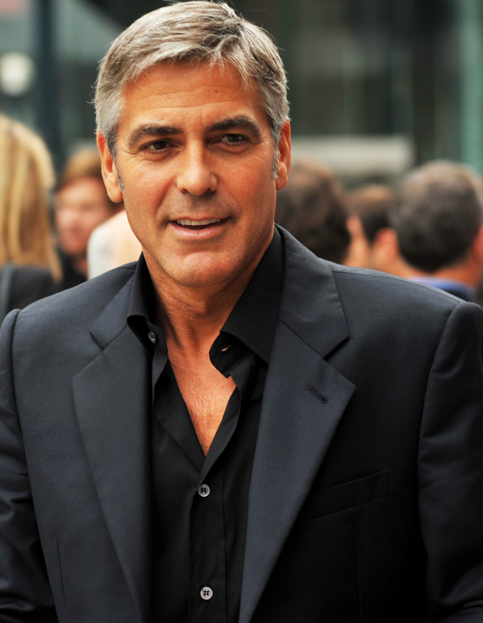 George Clooney Face Reading: What His Features Reveal