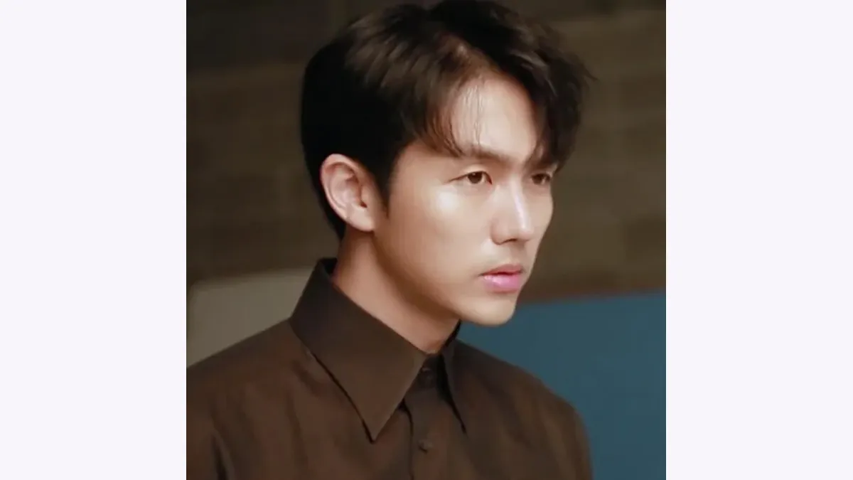 Lim Seul-ong Face Reading: A Long Jawline Seen from the Side