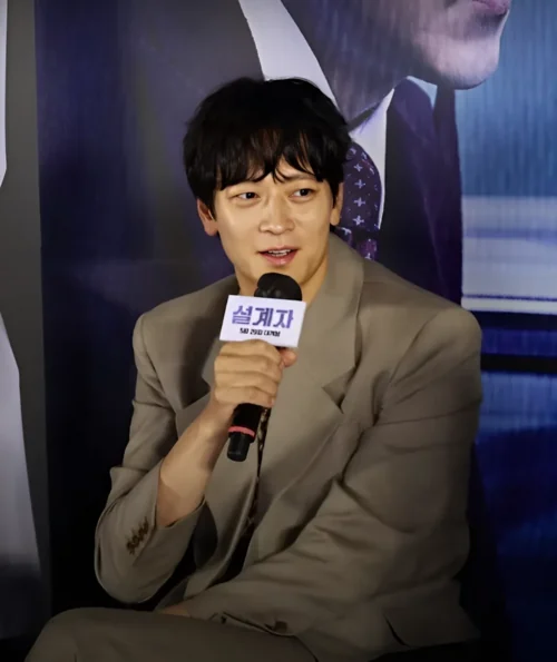 강동원의 공개 행사 사진