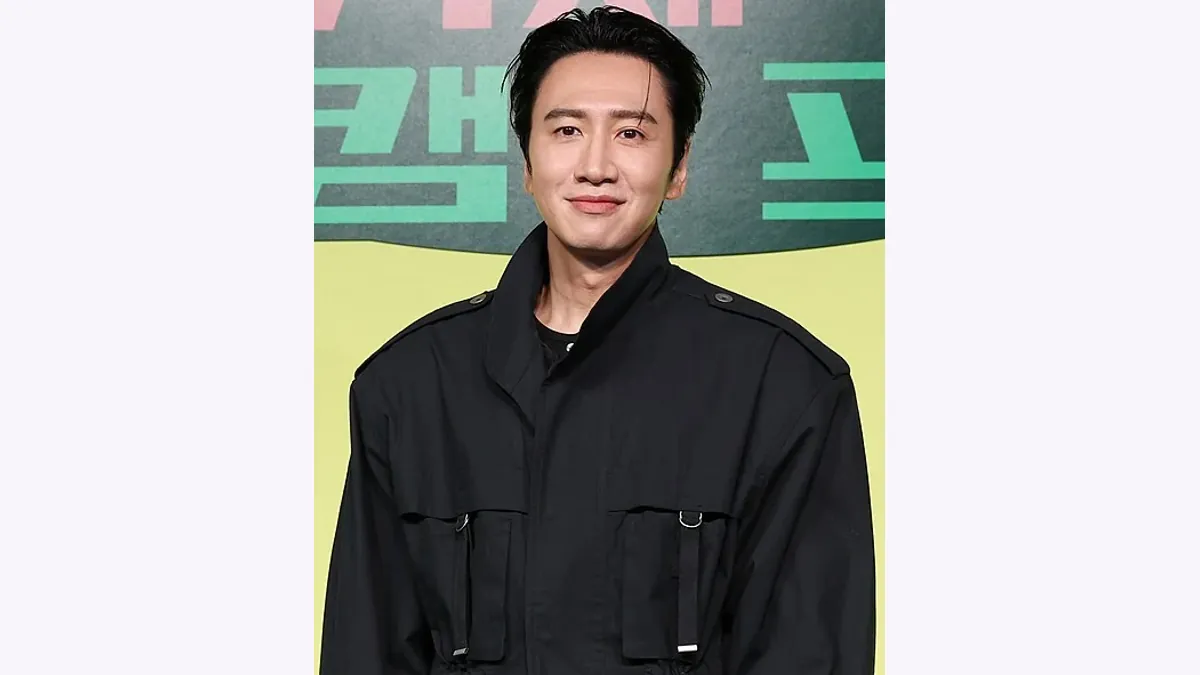 Lee Kwang-soo Face Reading: An Open Forehead and a Long Central Line