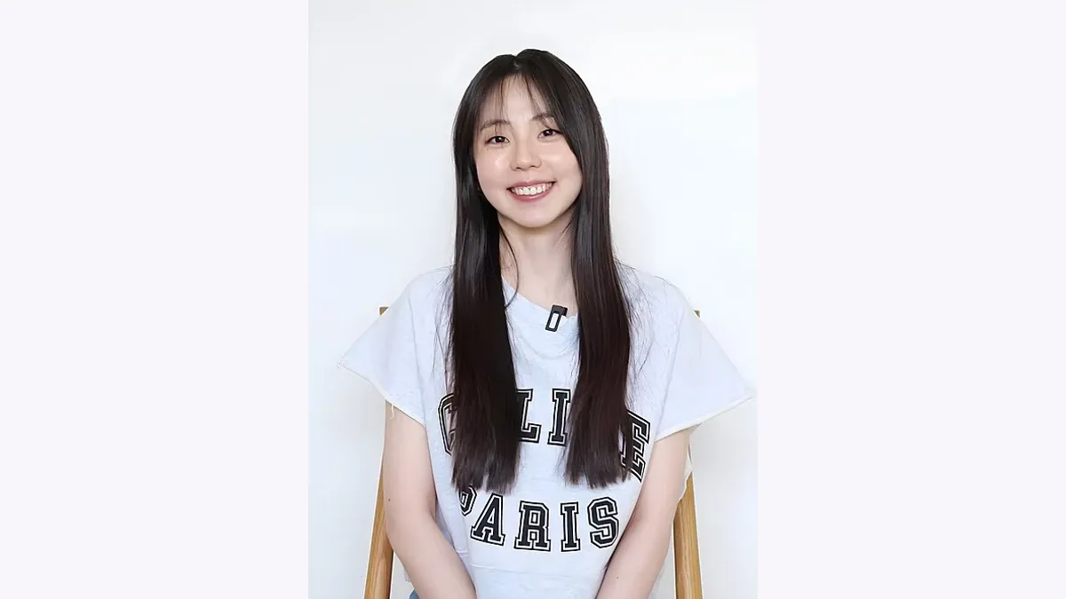 Ahn So-hee Face Reading: Rounded Cheeks and Low Long Eyes