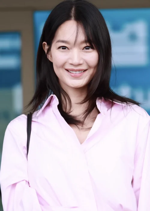 Shin Min-a at a public event
